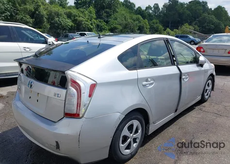 2013 Toyota Prius Three из США, поврежденный, VIN JTDKN3DU4D5570617